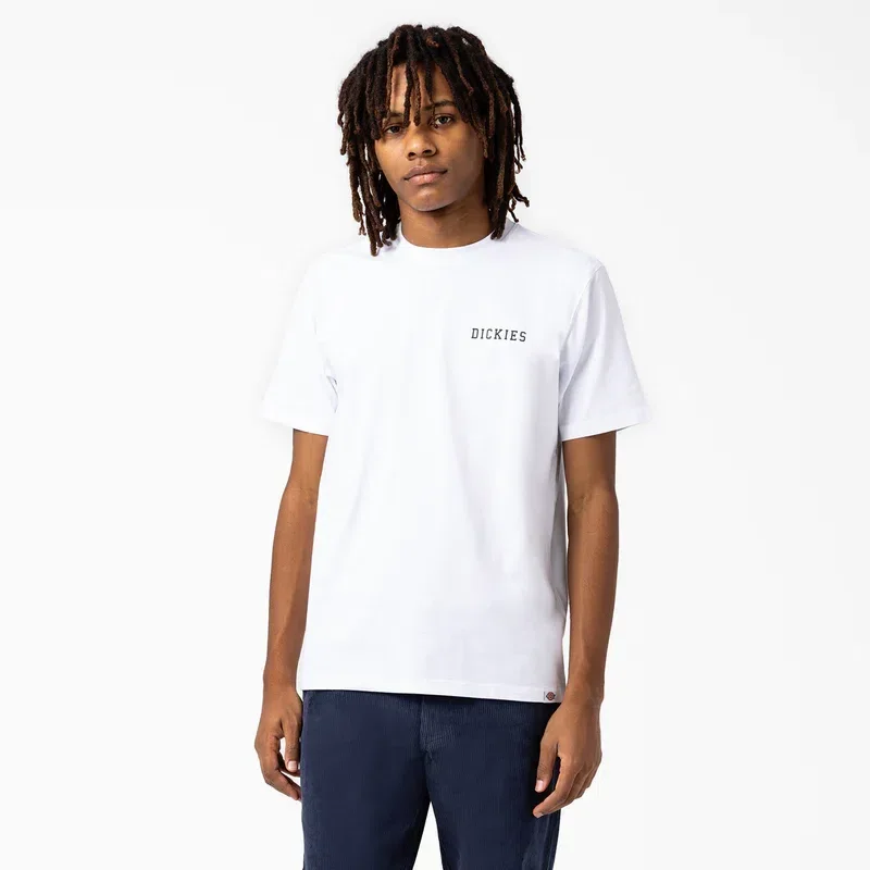 Cleveland Short Sleeve Graphic T-Shirt Cleveland Short Sleeve Graphic T-Shirt