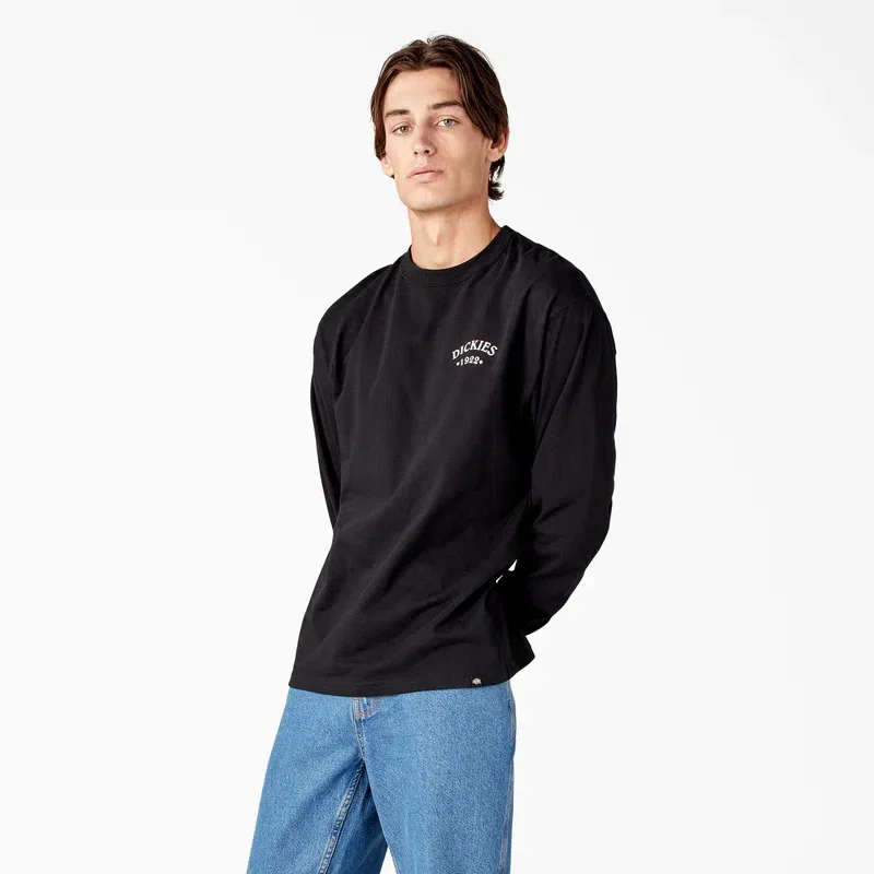 Garden Plain Graphic Long Sleeve T-Shirt Garden Plain Graphic Long Sleeve T-Shirt