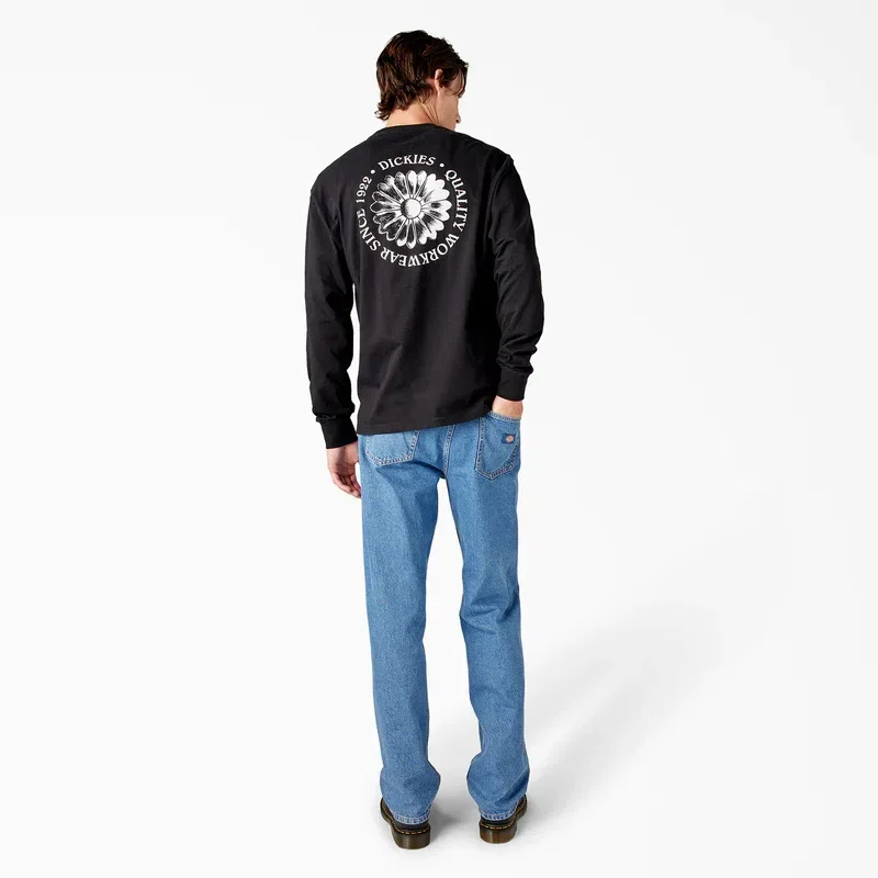 Garden Plain Graphic Long Sleeve T-Shirt Garden Plain Graphic Long Sleeve T-Shirt