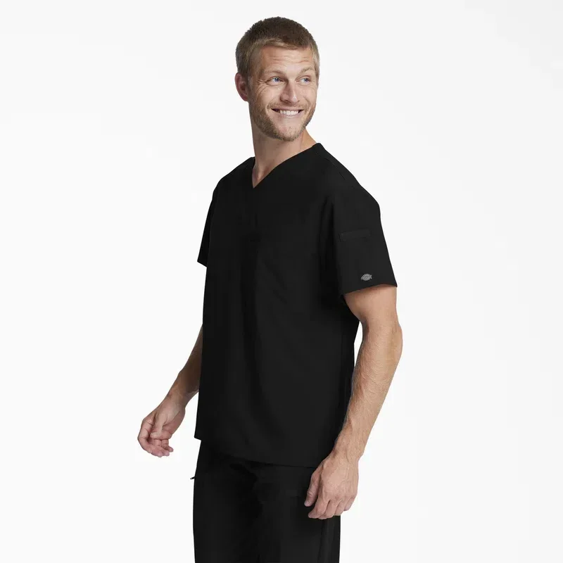 Men’s Eds Essentials Tuckable V-Neck Scrub Top Men’s Eds Essentials Tuckable V-Neck Scrub Top