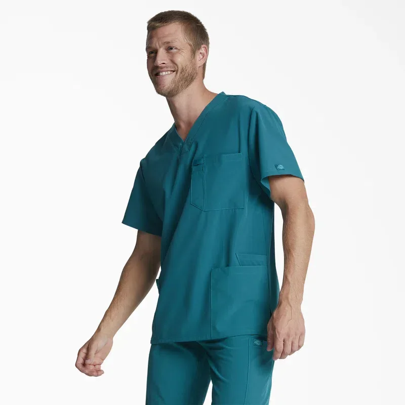 Men’s Eds Essentials Tuckable V-Neck Scrub Top Men’s Eds Essentials Tuckable V-Neck Scrub Top