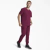 Men’s Eds Essentials Tuckable V-Neck Scrub Top Men’s Eds Essentials Tuckable V-Neck Scrub Top