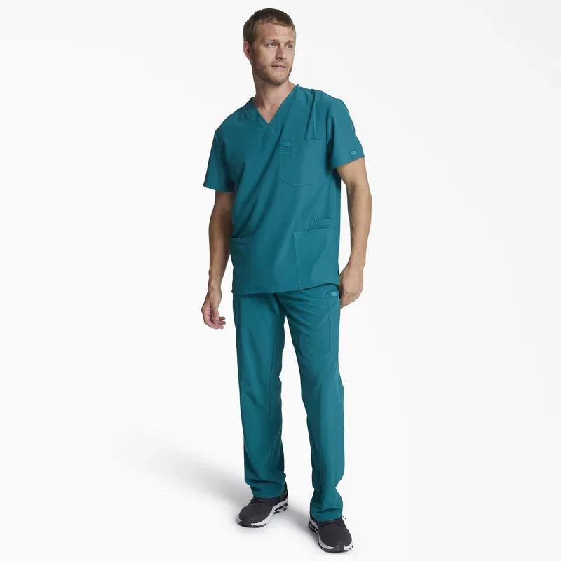 Men’s Eds Essentials Tuckable V-Neck Scrub Top Men’s Eds Essentials Tuckable V-Neck Scrub Top
