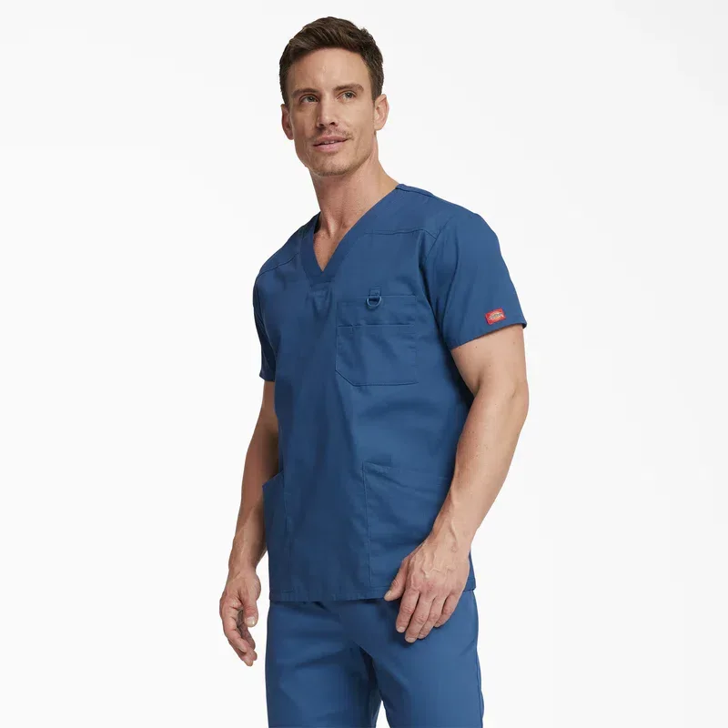 Men’s Eds Signature V-Neck Scrub Top Men’s Eds Signature V-Neck Scrub Top