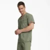 Men’s Eds Signature V-Neck Scrub Top Men’s Eds Signature V-Neck Scrub Top