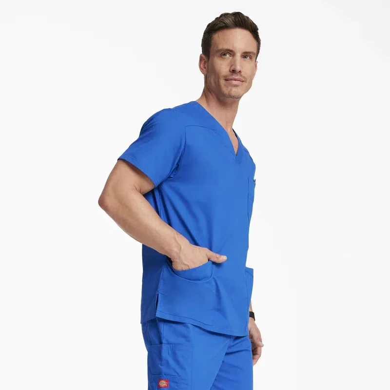 Men’s Eds Signature V-Neck Scrub Top Men’s Eds Signature V-Neck Scrub Top