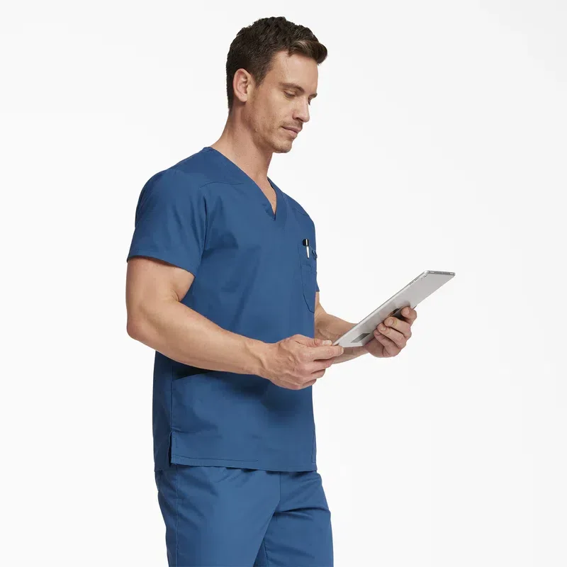 Men’s Eds Signature V-Neck Scrub Top Men’s Eds Signature V-Neck Scrub Top
