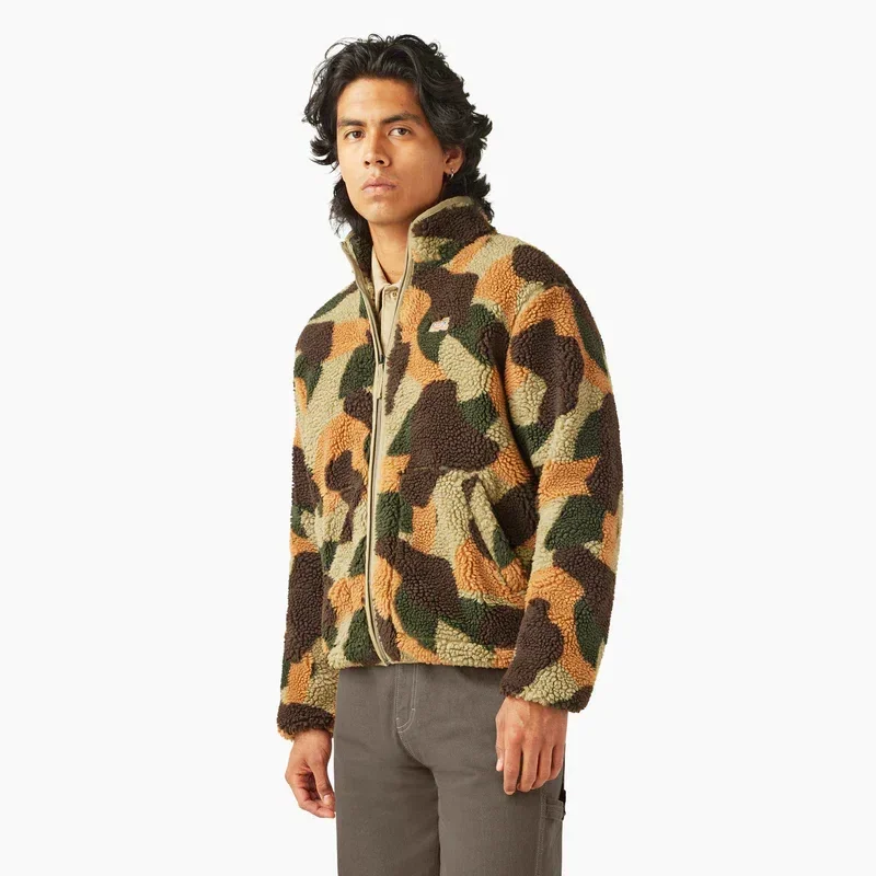 Relaxed Fit High Pile Fleece Camo Jacket Relaxed Fit High Pile Fleece Camo Jacket