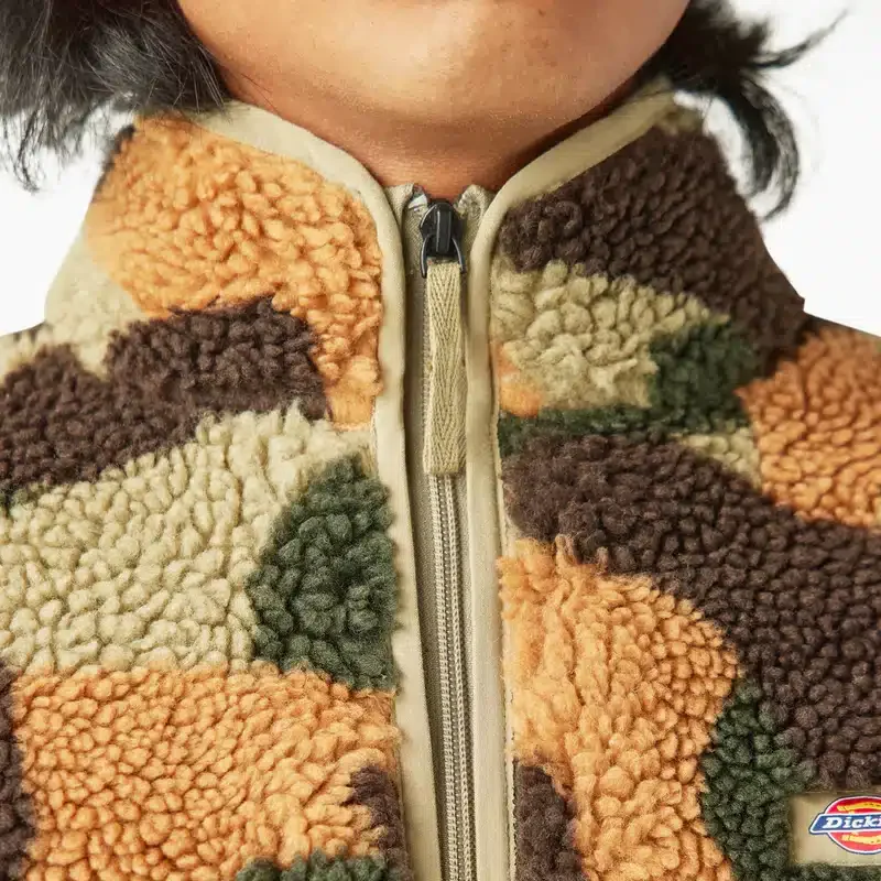 Relaxed Fit High Pile Fleece Camo Jacket Relaxed Fit High Pile Fleece Camo Jacket