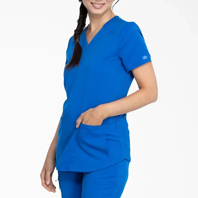 Women’s Balance V-Neck Scrub Top Women’s Balance V-Neck Scrub Top