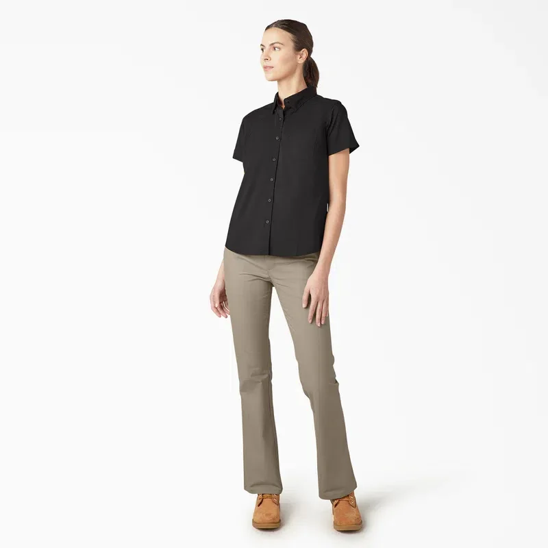 Women’s Button-Up Shirt Women’s Button-Up Shirt