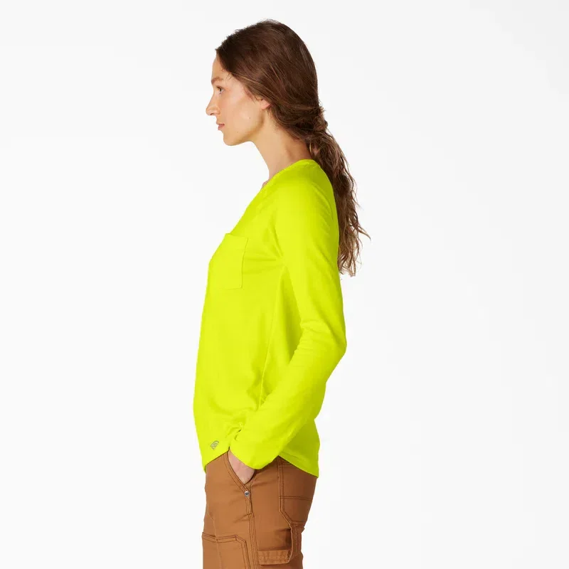 Women’s Cooling Long Sleeve Pocket T-Shirt Women’s Cooling Long Sleeve Pocket T-Shirt