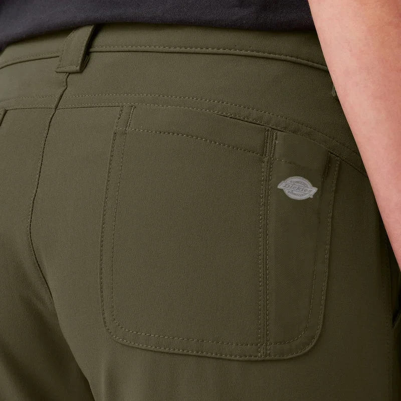 Women’s Cooling Slim Fit Cargo Shorts, 10″ Women’s Cooling Slim Fit Cargo Shorts, 10″