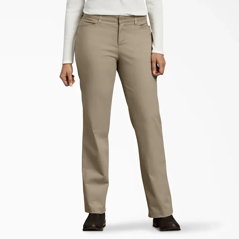 Women’s Curvy Fit Pants Women’s Curvy Fit Pants