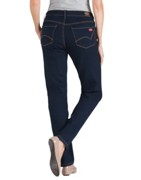 Women’s Curvy Fit Skinny Leg Denim Jeans