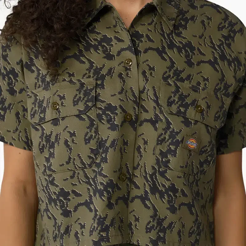Women’s Drewsey Camo Cropped Work Shirt Women’s Drewsey Camo Cropped Work Shirt