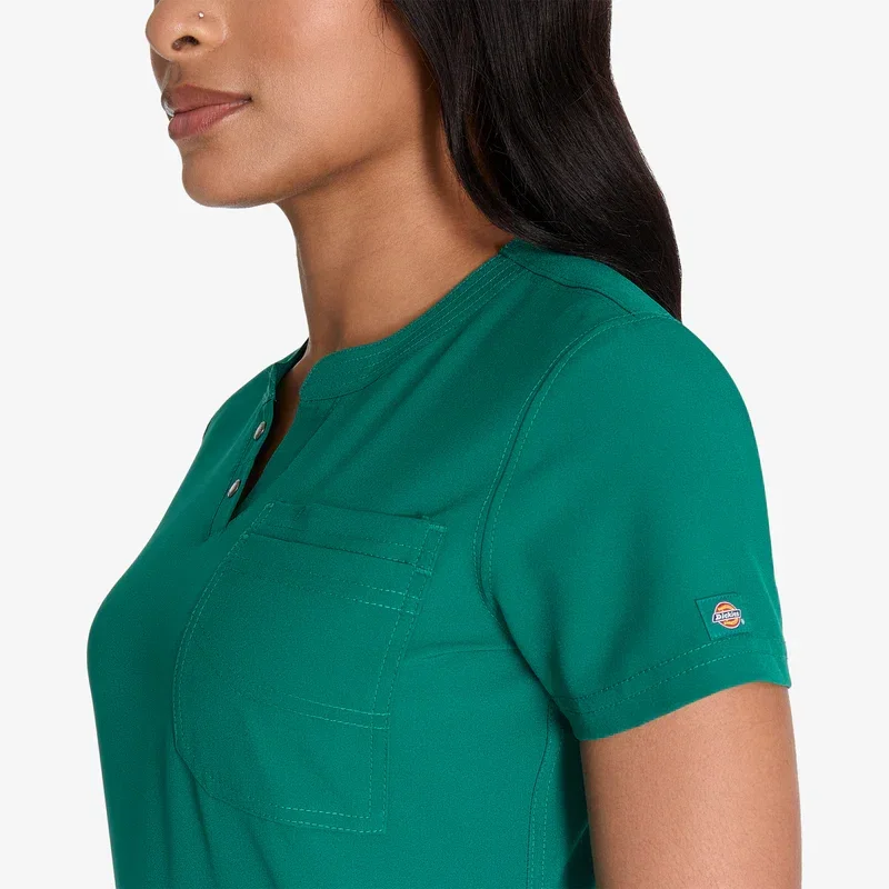 Women’s Eds Nxt Henley Scrub Top Women’s Eds Nxt Henley Scrub Top