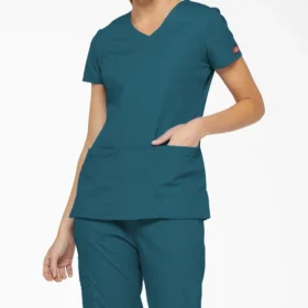 Women’s Eds Signature V-Neck Scrub Top