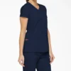 Women’s Eds Signature V-Neck Scrub Top Women’s Eds Signature V-Neck Scrub Top