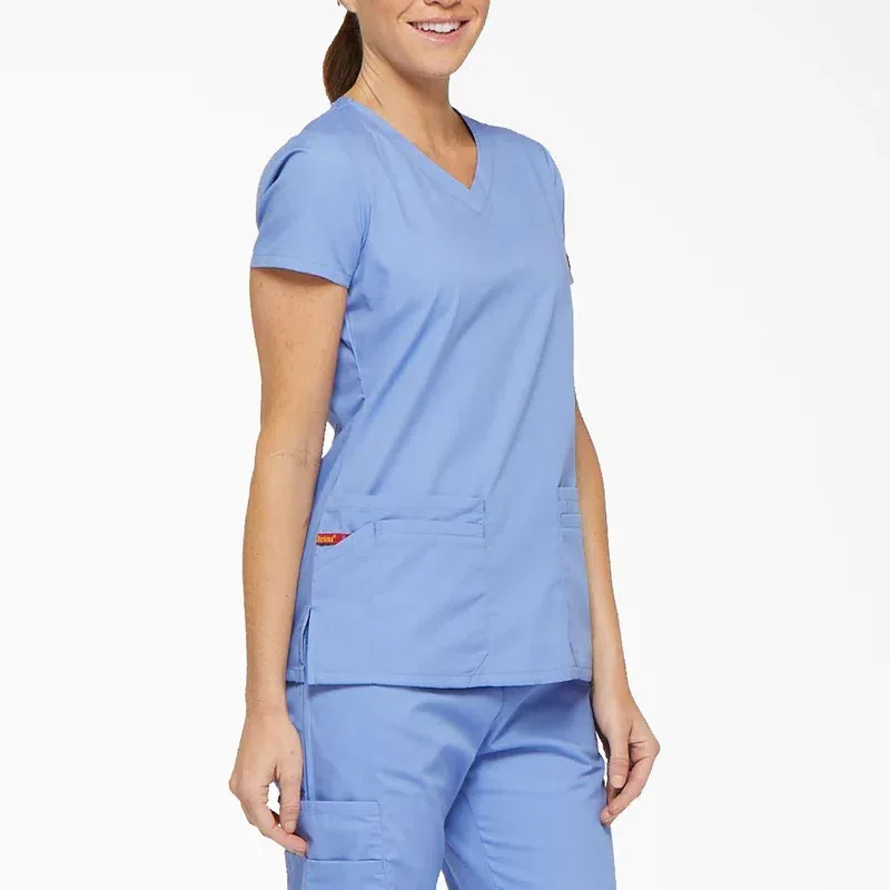 Women’s Eds Signature V-Neck Scrub Top Women’s Eds Signature V-Neck Scrub Top