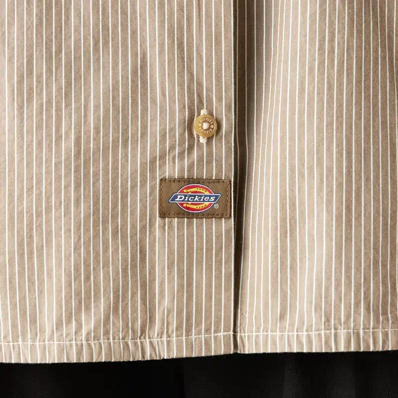 Women’s Florence Button-Up Shirt Women’s Florence Button-Up Shirt