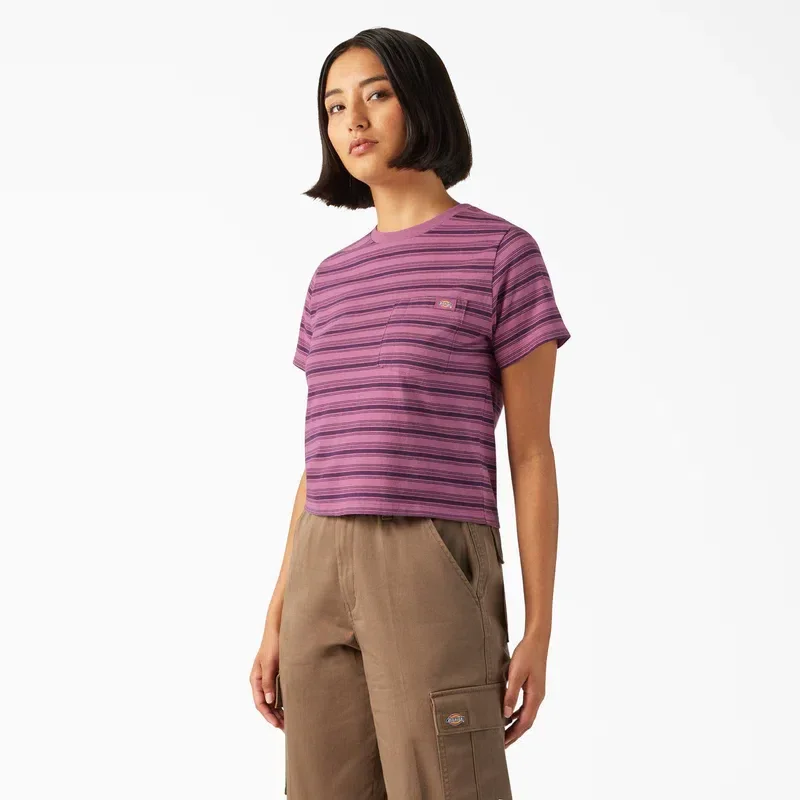 Women’s Large Striped Cropped Pocket T-Shirt Women’s Large Striped Cropped Pocket T-Shirt