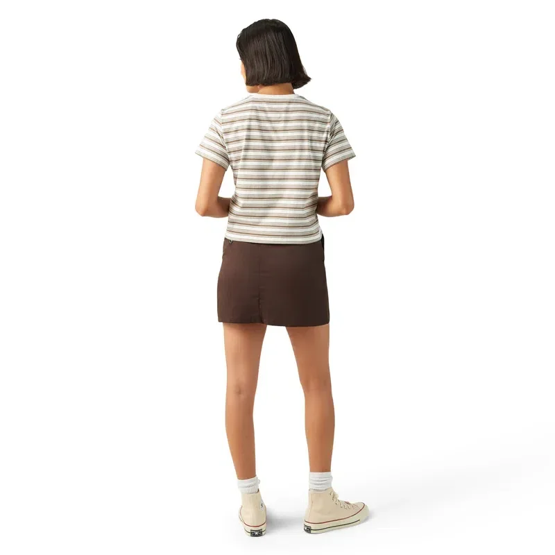 Women’s Large Striped Cropped Pocket T-Shirt Women’s Large Striped Cropped Pocket T-Shirt