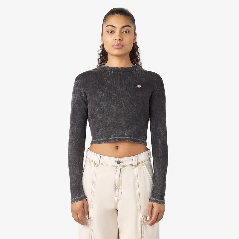 Women’s Newington Long Sleeve T-Shirt Women’s Newington Long Sleeve T-Shirt