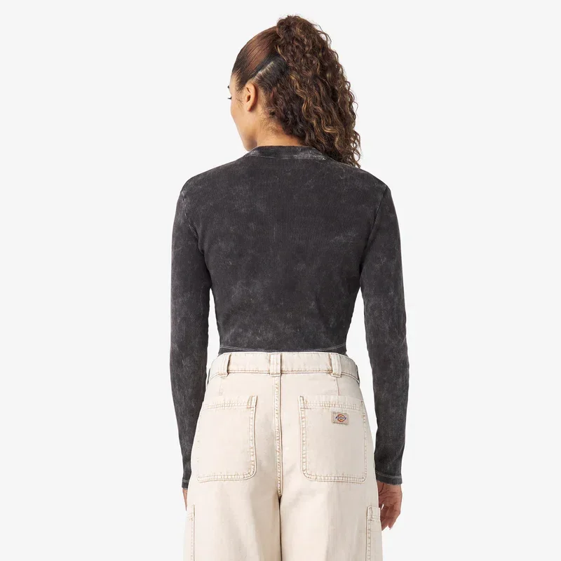 Women’s Newington Long Sleeve T-Shirt Women’s Newington Long Sleeve T-Shirt