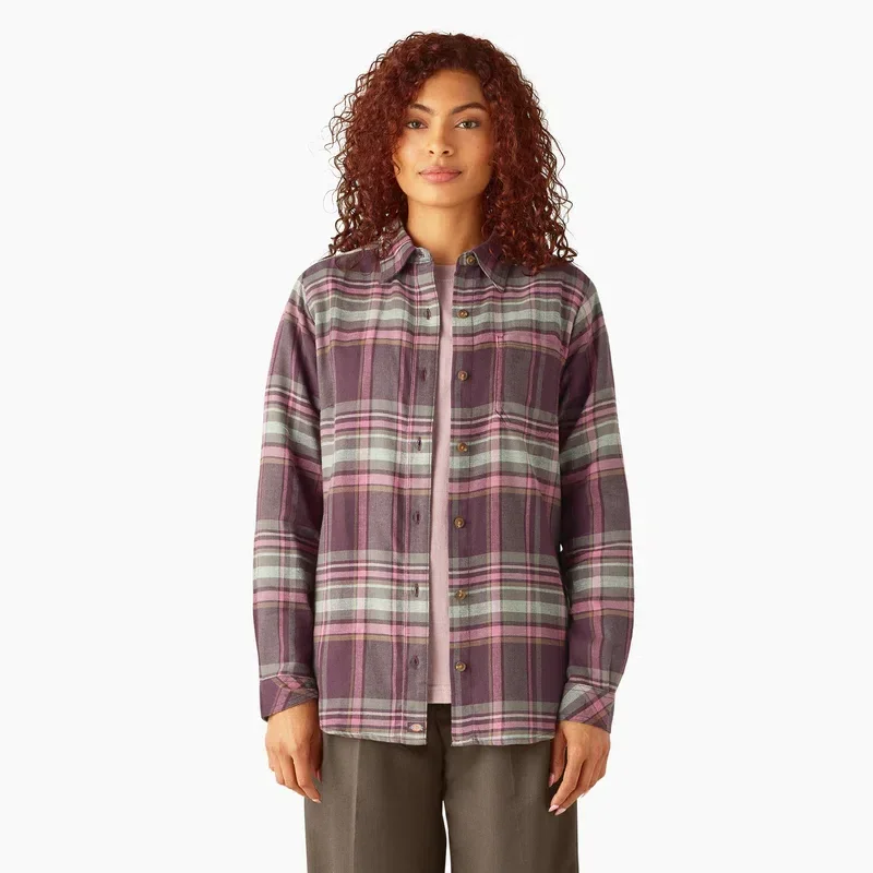 Women’s Plaid Flannel Long Sleeve Shirt Women’s Plaid Flannel Long Sleeve Shirt