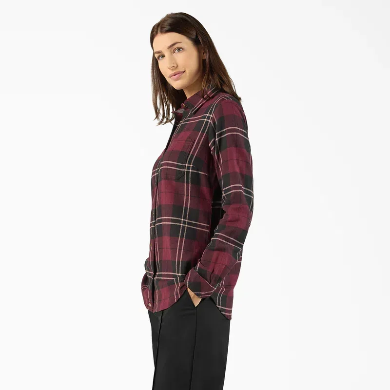 Women’s Plaid Flannel Long Sleeve Shirt Women’s Plaid Flannel Long Sleeve Shirt