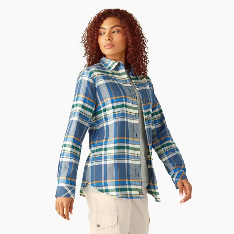 Women’s Plaid Flannel Long Sleeve Shirt Women’s Plaid Flannel Long Sleeve Shirt