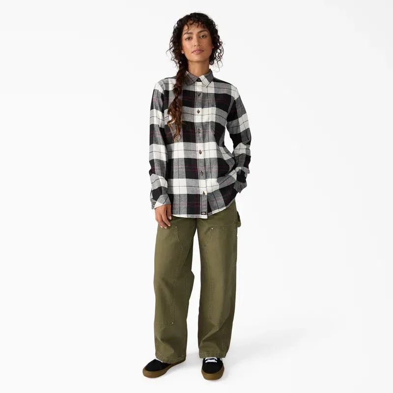 Women’s Plaid Flannel Long Sleeve Shirt Women’s Plaid Flannel Long Sleeve Shirt