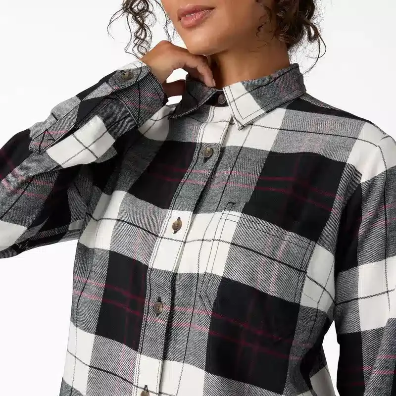 Women’s Plaid Flannel Long Sleeve Shirt Women’s Plaid Flannel Long Sleeve Shirt