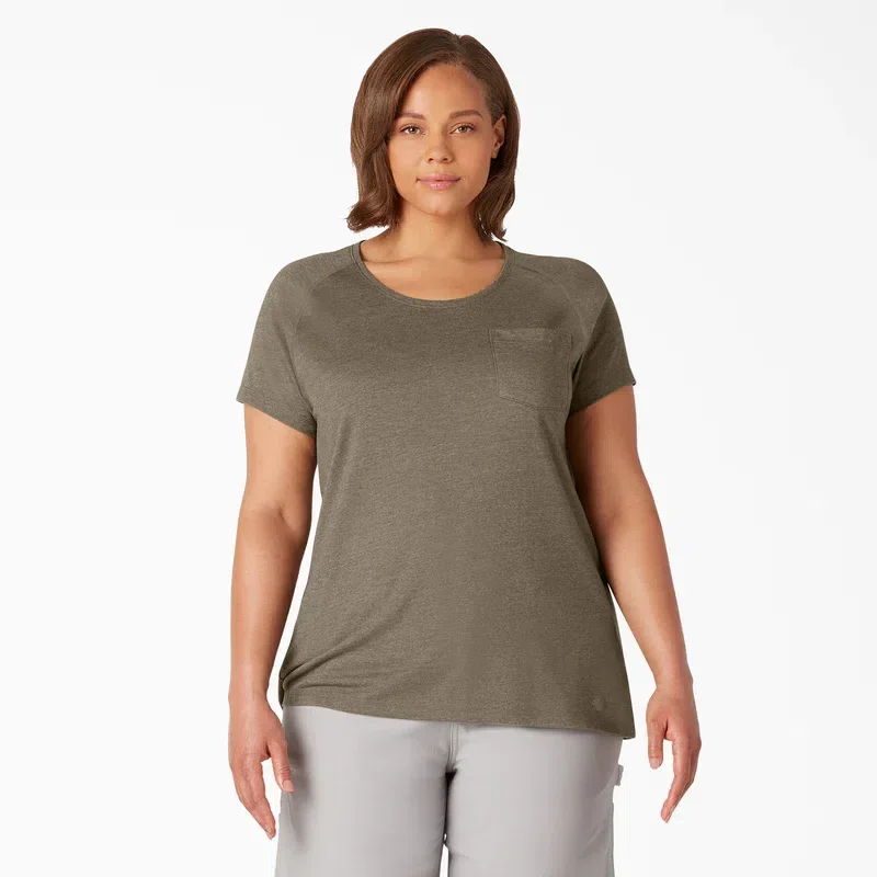 Women’s Plus Cooling Short Sleeve Pocket T-Shirt Women’s Plus Cooling Short Sleeve Pocket T-Shirt