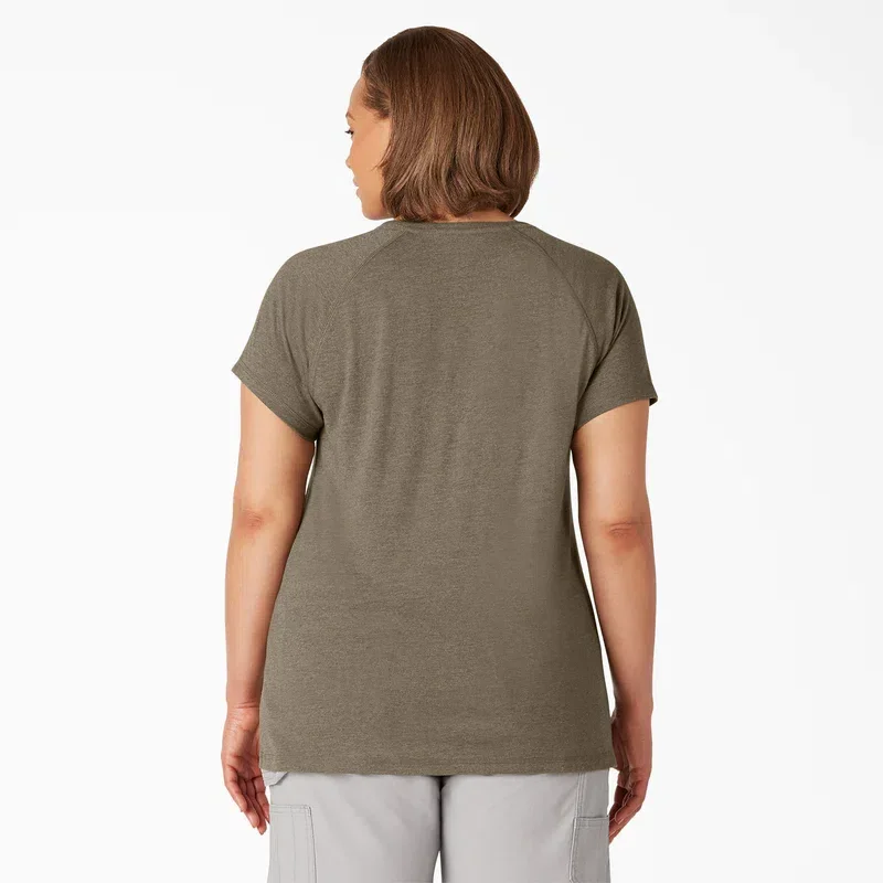 Women’s Plus Cooling Short Sleeve Pocket T-Shirt Women’s Plus Cooling Short Sleeve Pocket T-Shirt