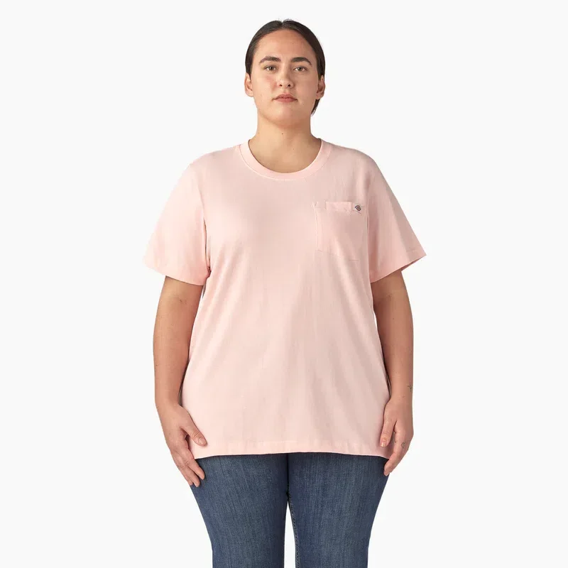 Women’s Plus Heavyweight Short Sleeve Pocket T-Shirt Women’s Plus Heavyweight Short Sleeve Pocket T-Shirt