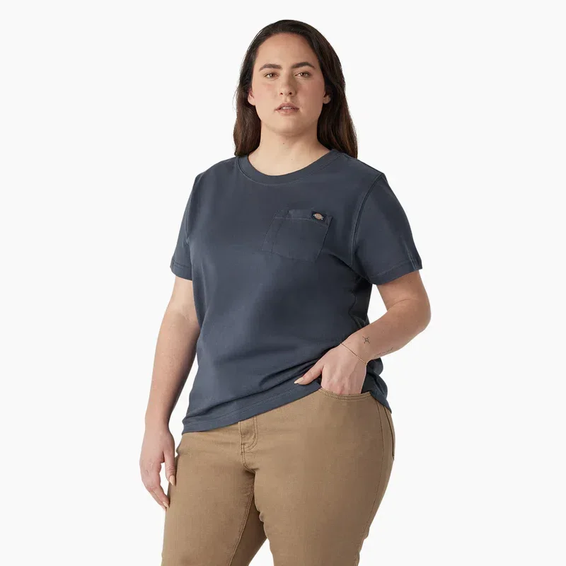 Women’s Plus Heavyweight Short Sleeve Pocket T-Shirt Women’s Plus Heavyweight Short Sleeve Pocket T-Shirt