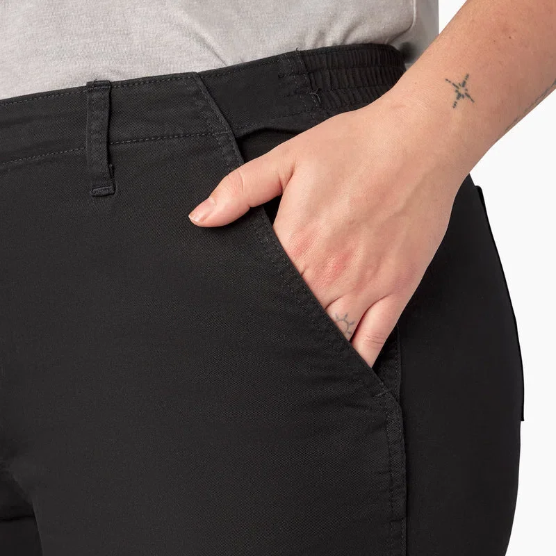 Women’s Plus High Rise Fit Cargo Pants Women’s Plus High Rise Fit Cargo Pants