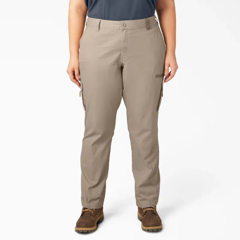 Women’s Plus Relaxed Fit Cargo Pants Women’s Plus Relaxed Fit Cargo Pants
