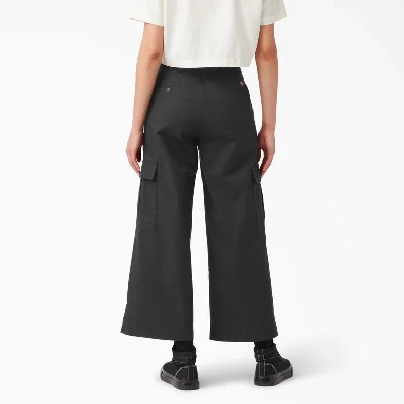 Women’s Regular Fit Cargo Pants Women’s Regular Fit Cargo Pants