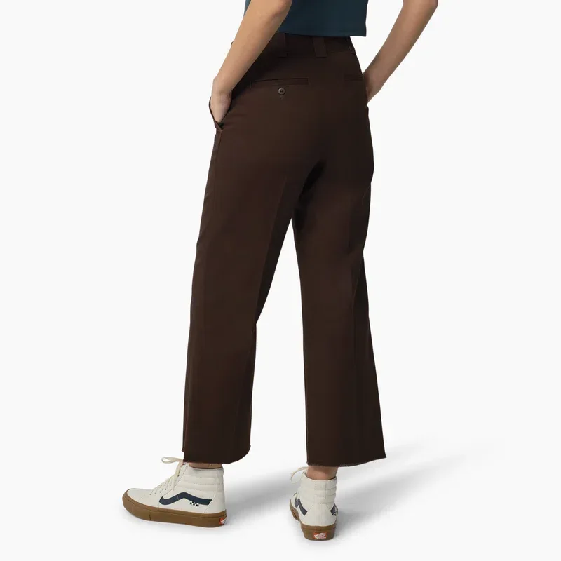 Women’s Regular Fit Cropped Pants Women’s Regular Fit Cropped Pants