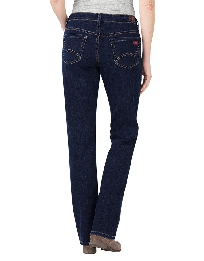 Women’s Relaxed Bootcut Denim Jeans Women’s Relaxed Bootcut Denim Jeans