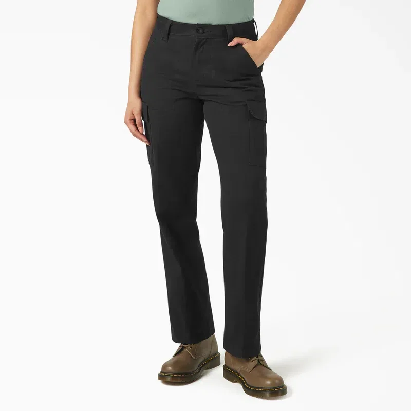Women’s Relaxed Fit Cargo Pants Women’s Relaxed Fit Cargo Pants