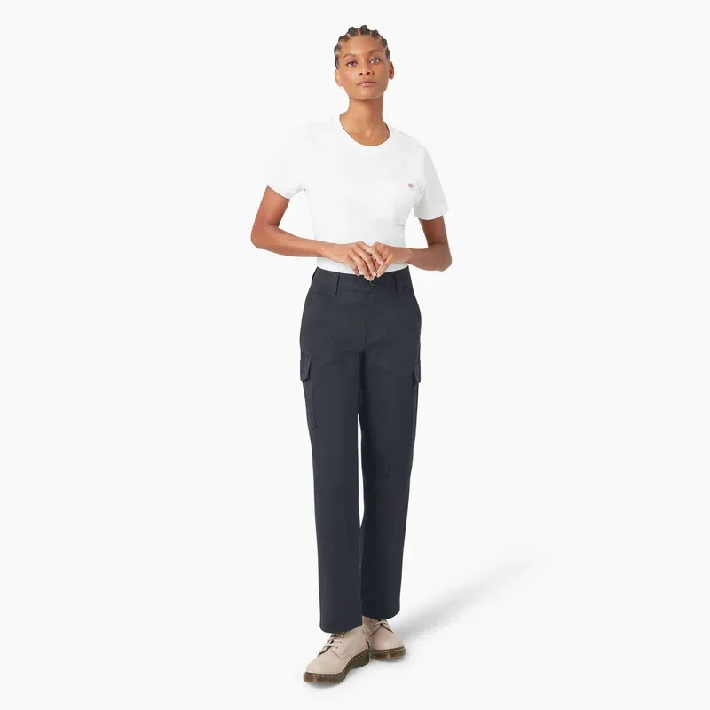 Women’s Relaxed Fit Cargo Pants Women’s Relaxed Fit Cargo Pants