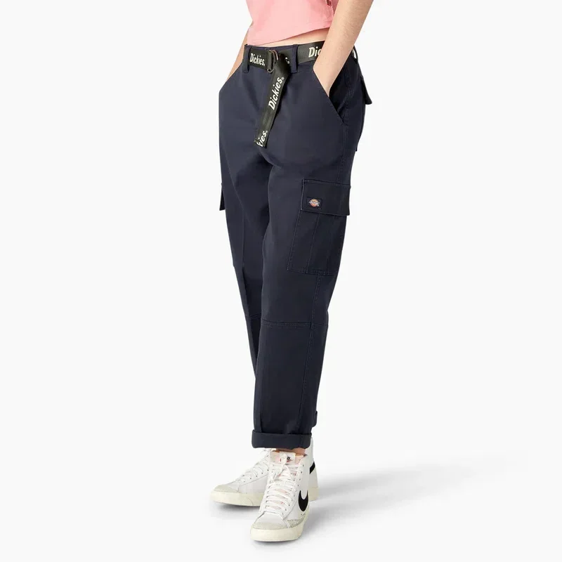 Women’s Relaxed Fit Contrast Stitch Cropped Cargo Pants Women’s Relaxed Fit Contrast Stitch Cropped Cargo Pants