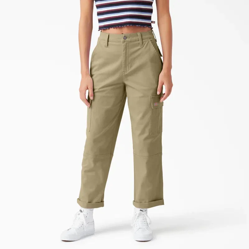 Women’s Relaxed Fit Cropped Cargo Pants Women’s Relaxed Fit Cropped Cargo Pants