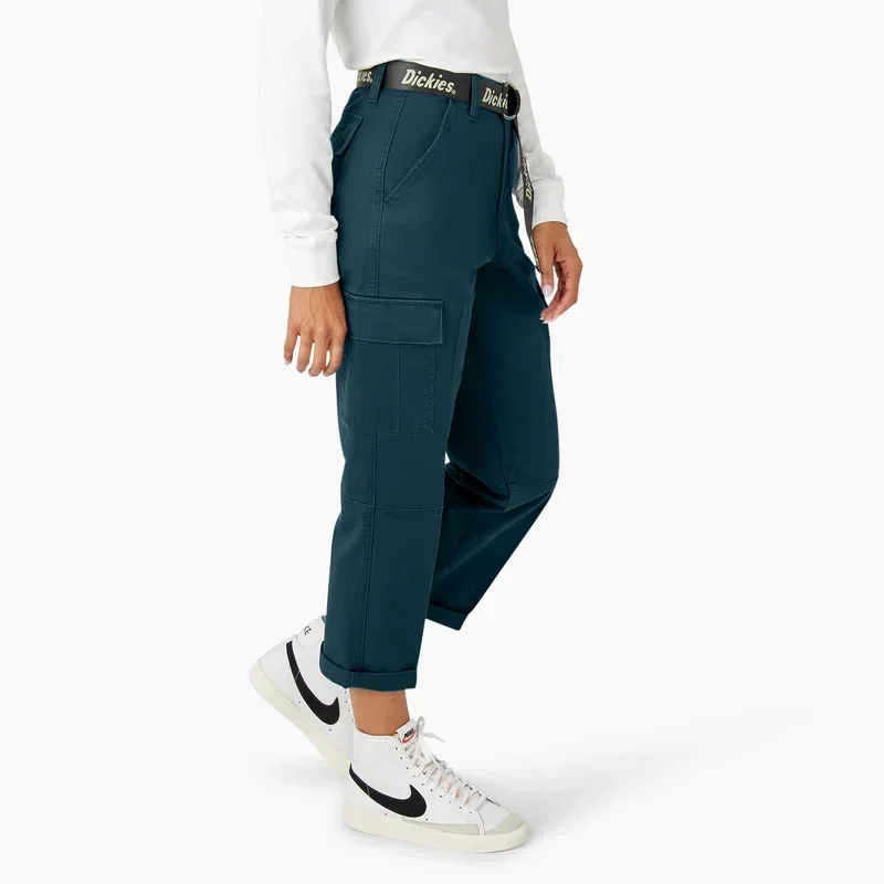 Women’s Relaxed Fit Cropped Cargo Pants Women’s Relaxed Fit Cropped Cargo Pants